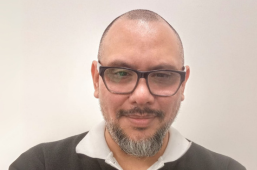 MAURICIO MORALES